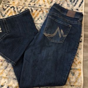 Maurices jeans